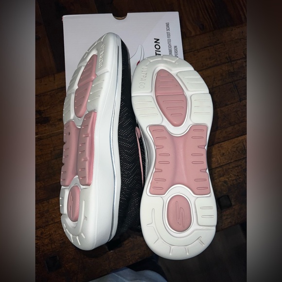 Skechers Women's Go Walk Black Shoes with Pink Accents - Picture 5 of 7